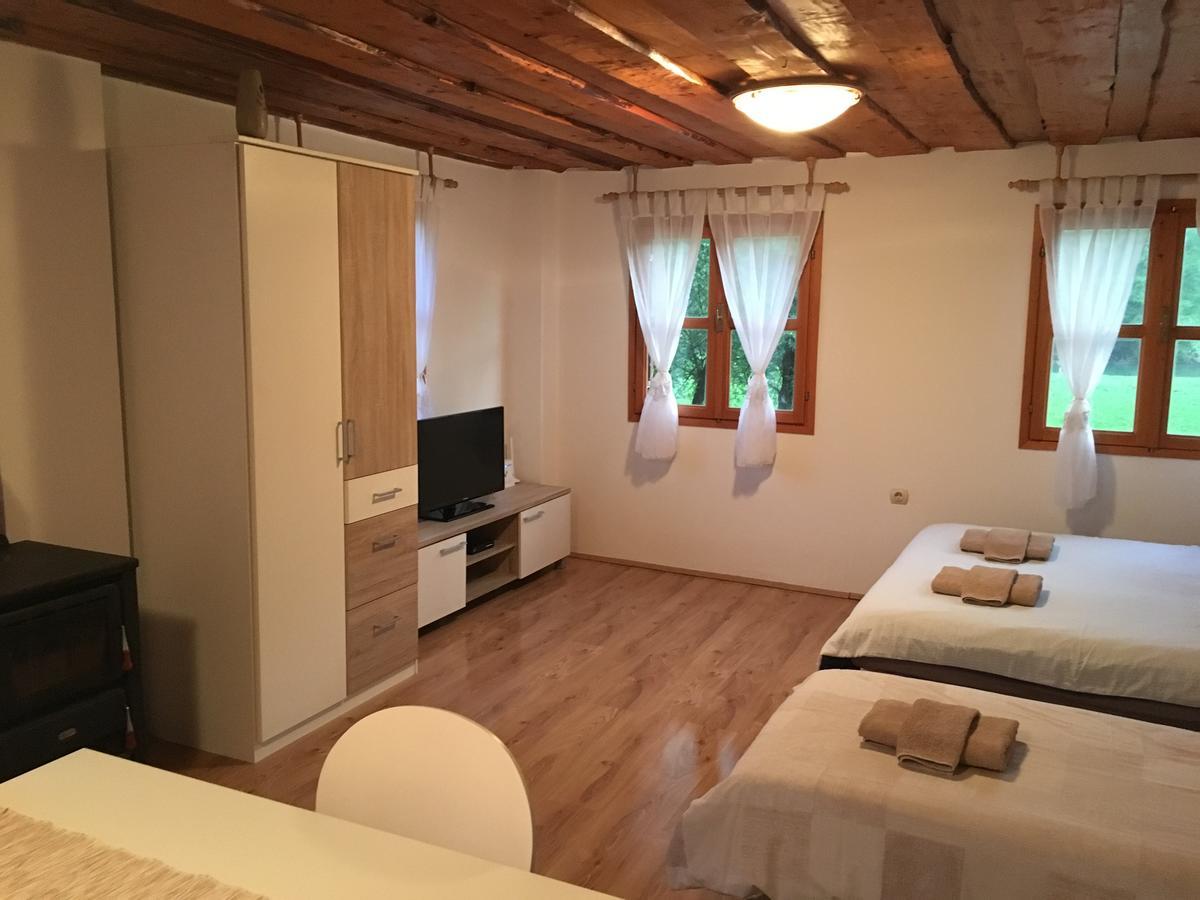 Chalet River Apartment Veljun Ngoại thất bức ảnh